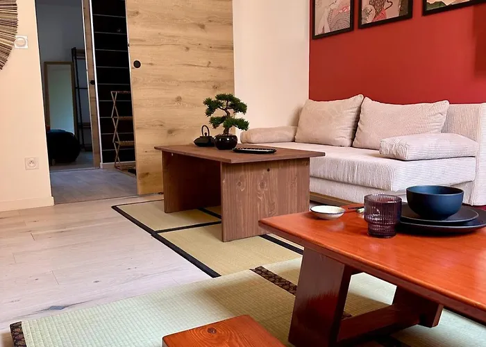 Sakura - Jacuzzi And Cinema Apartment *